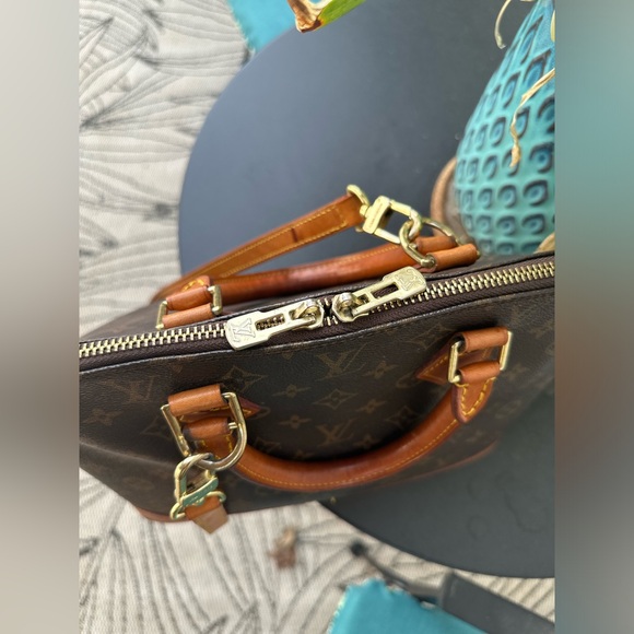 Louis Vuitton Alma PM - Picture 5 of 9